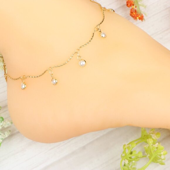 "Handmade Anklet – Elegant & Delicate Jewelry for Women | UNVRC1097 - Picture 1 of 10